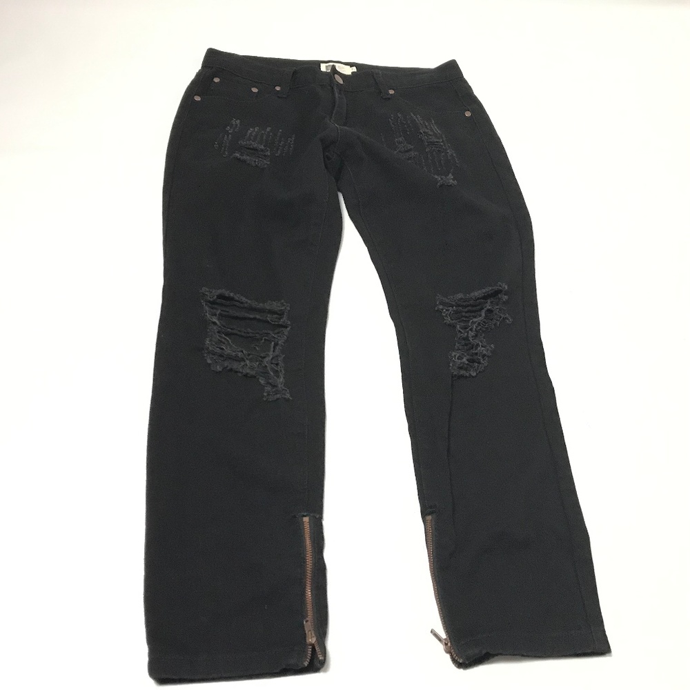 LIRA Women's Distressed Jeans Side Zipper Hem 27